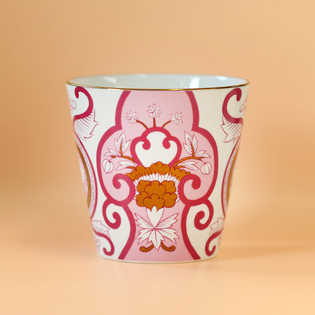 Old Imari floral pattern rock cup, wine red.