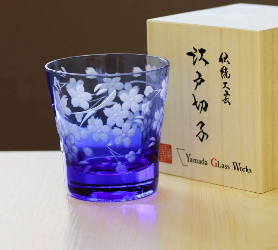 切子古硝子 桜（花切子）｜金彩＆赤｜山田硝子